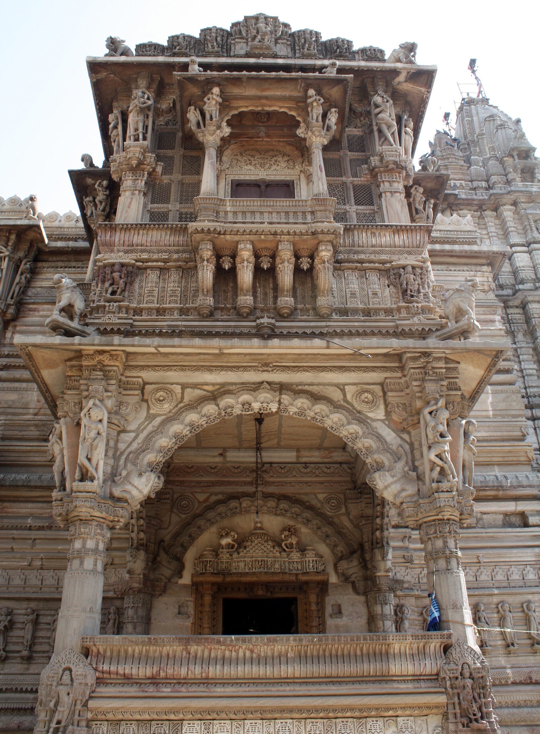 Hutheesing Jain Temple Decoration of the Gudhamandapa