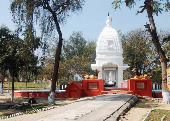 Mahavira Jal Mandir Jal Mandir Hastinapur Jain Temple