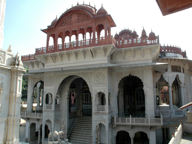 Main temple entrance of Amjer Jain Temple