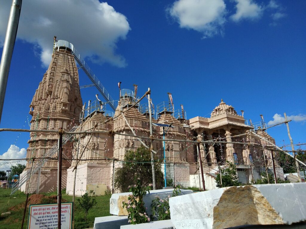 Parshwa Padmavathi Shaktipeet Tirth Dham Krishnagiri Jain Temple